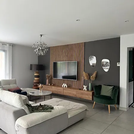 Maison Paisible Avec Piscine Privee Villa